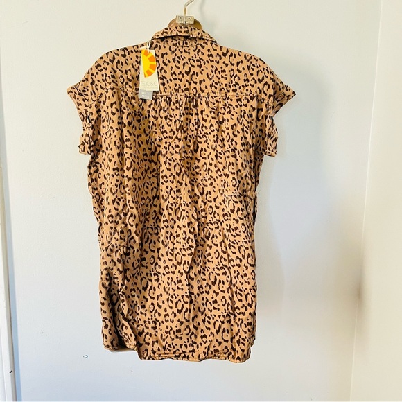 C&C California leopard Animal Print short sleeve button up Shirt - Picture 3 of 4